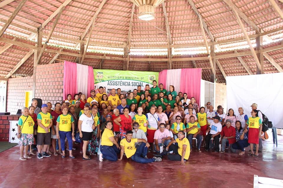 Encerramento de Semana do Idoso contou com festa e alegria.